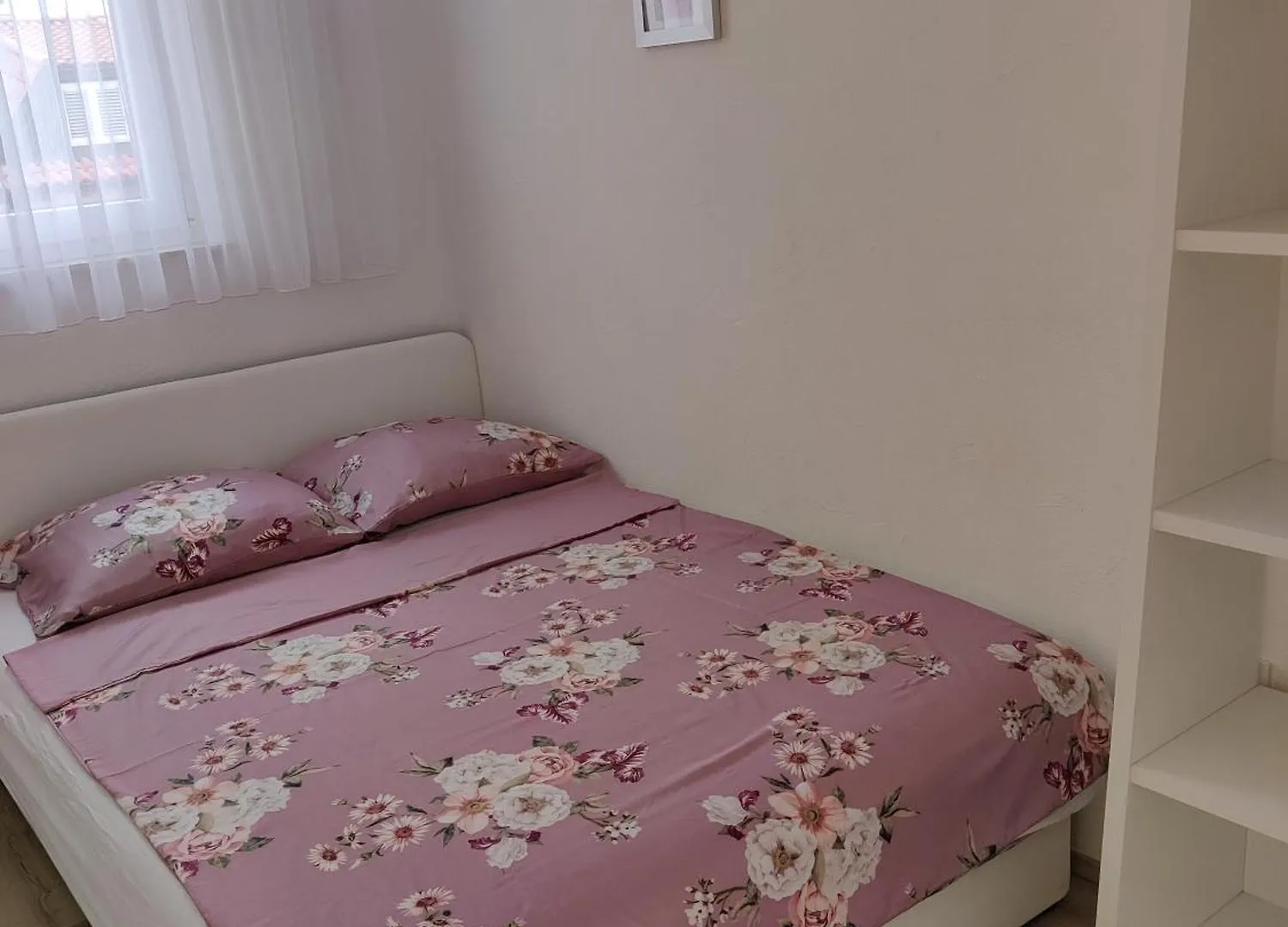 Apartments Juric プリヴラカ
