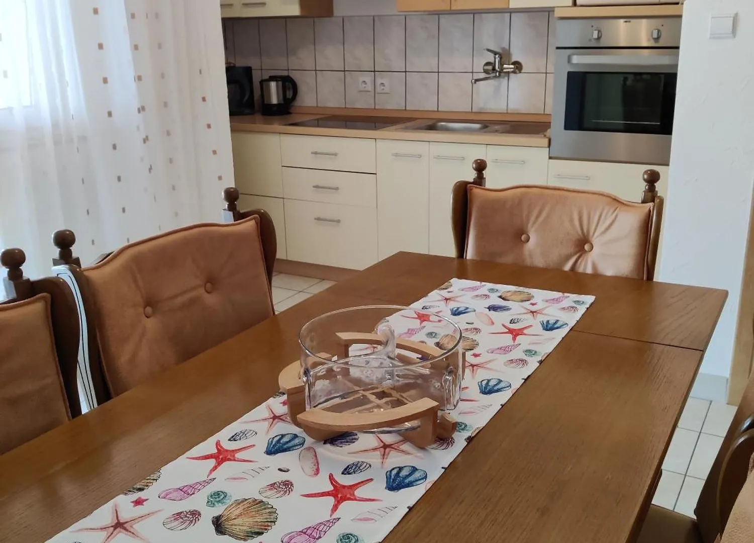 Apartments Juric プリヴラカ